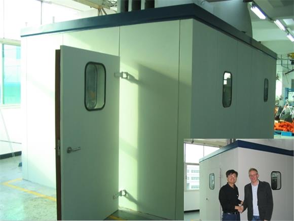 感谢瑞士HUSQUAVERNA公司的信任